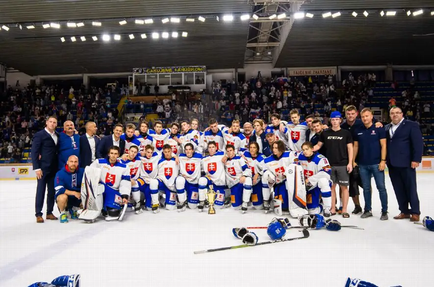 Slovenskí hokejisti do 18 rokov začnú v pondelok prípravu na Hlinka Gretzky Cup