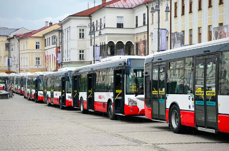 V banskobystrickej MHD bude jazdiť 16 nových autobusov, v obnove sa bude pokračovať