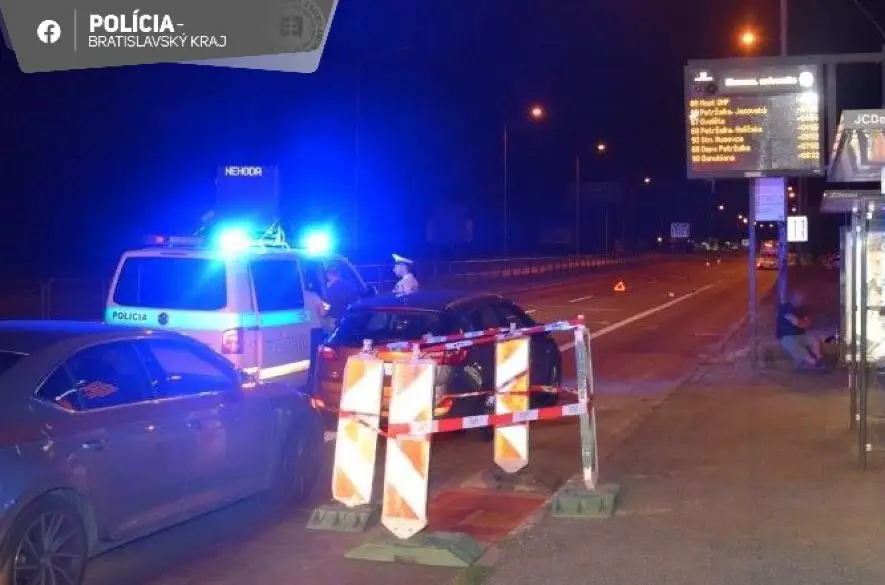 Tragická dopravná nehoda na Dolnozemskej ulici v Bratislave