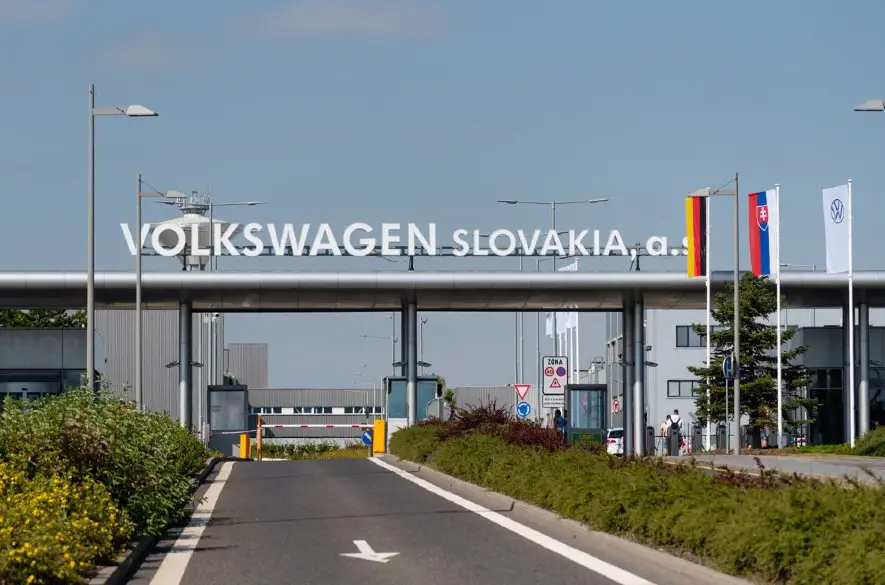 Volkswagen Slovakia pozastaví od 17. júla výrobu na tri týždne
