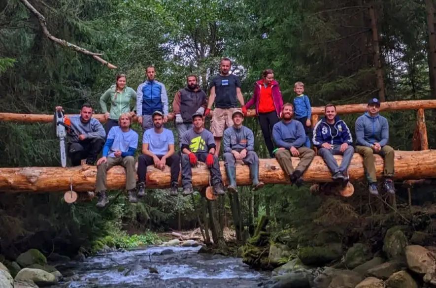 Aktivisti opravia turistické mostíky v Západných Tatrách, pomôcť môžete aj vy!