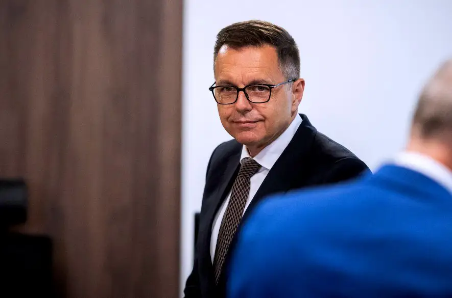 Kauza Mýtnik dnes pokračovala vypočutím exministra Petra Kažimíra