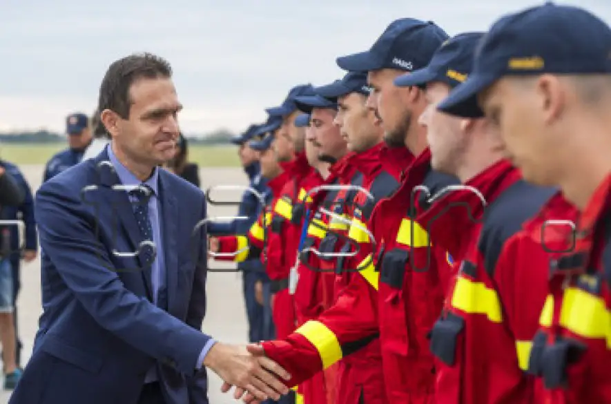 Do Grécka odcestovala druhá skupina hasičov, premiér ocenil ich odvahu