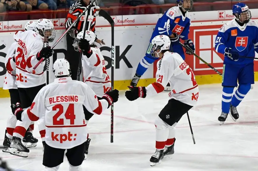 Slováci podľahli Švajčiarsku na Hlinka Gretzky Cupe 3:6, Dendis: "Súper bol efektívny"