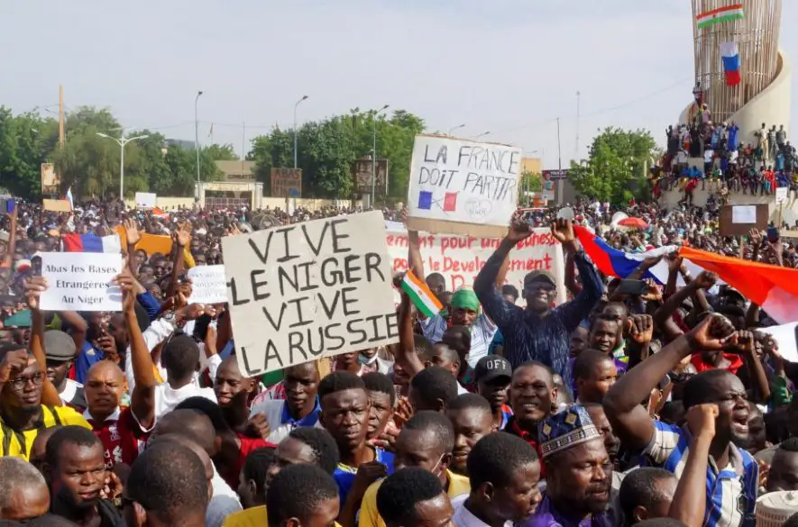 Brusel tvrdí, že prevrat v Nigeri neohrozí dodávky uránu do EÚ