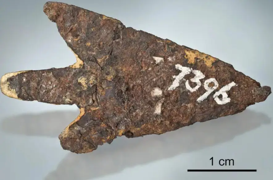 Vedci potvrdili, že 3000 rokov starý hrot šípu je z "mimozemského" železa