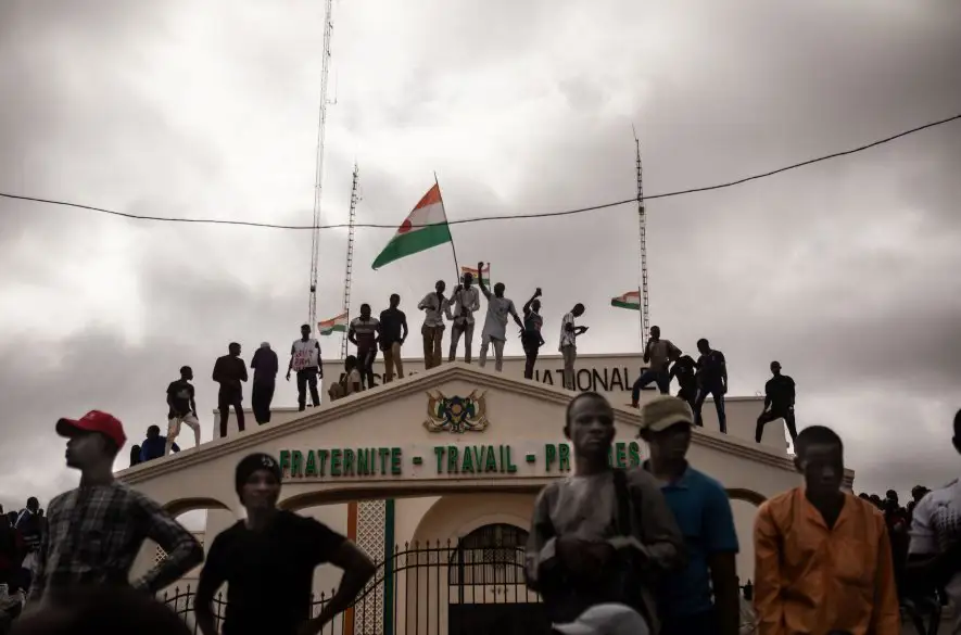 Vojenská junta v Nigeri uzavrela vzdušný priestor pre "hrozbu intervencie"