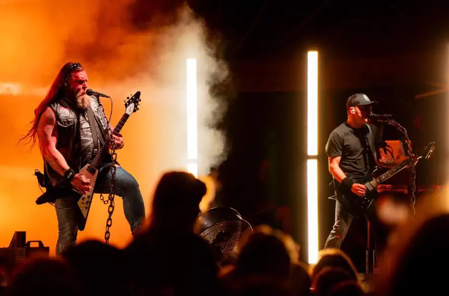 Česká legenda Škwor zavíta na Slovensko v rámci narodeninového turné