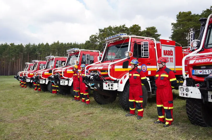 V krajinách EÚ klesá počet hasičov aj napriek vyššiemu riziku požiarov