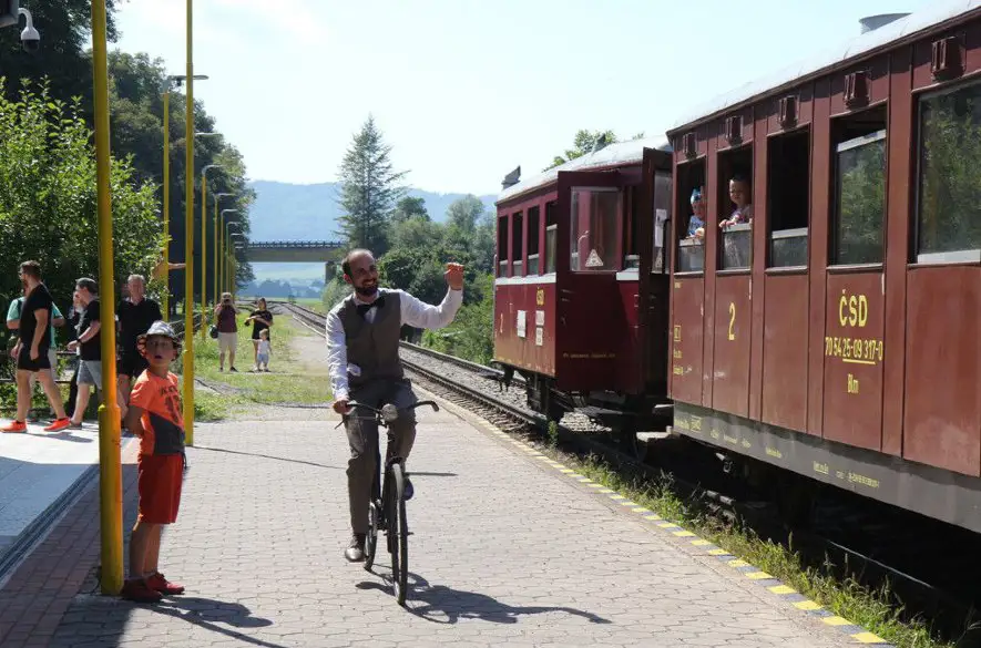Na trati zo Žiliny do Rajca vozia cestujúcich historické železničné vozne