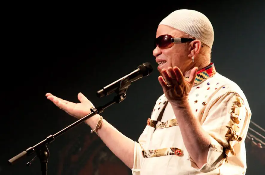 Spevák Salif Keita z Mali sa stal jedným z poradcov šéfa junty