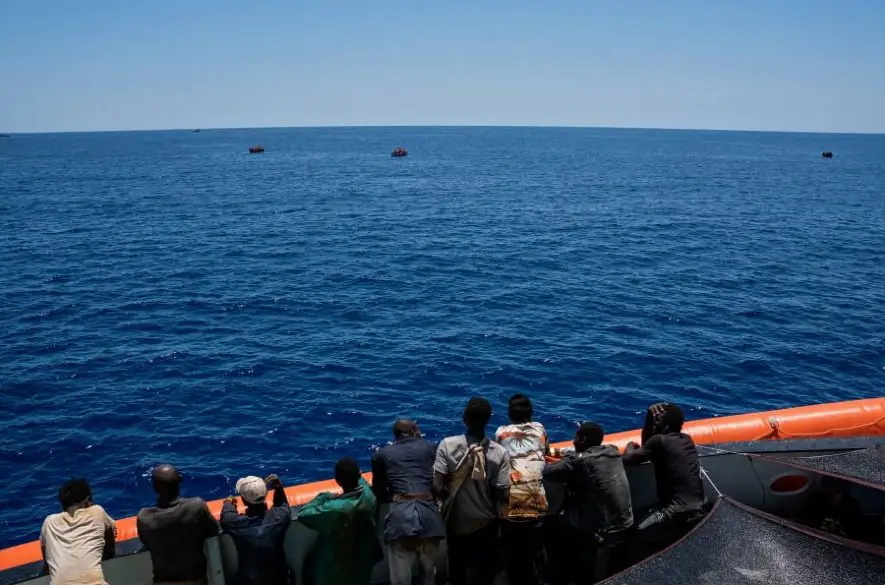 Záchranári našli pri Kapverdských ostrovoch v malom člne 48 mŕtvych migrantov