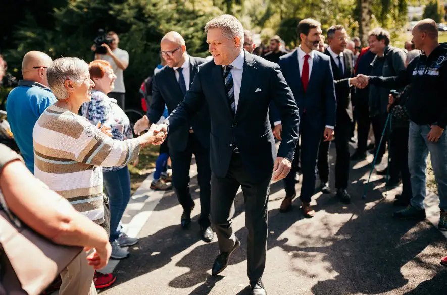 R.Fico: Kvôli Hamranovej potrebe vybavovania si si politických účtov cez NAKA sú ohrozené desiatky miliónov EUR od EÚ. Musí odstúpiť.