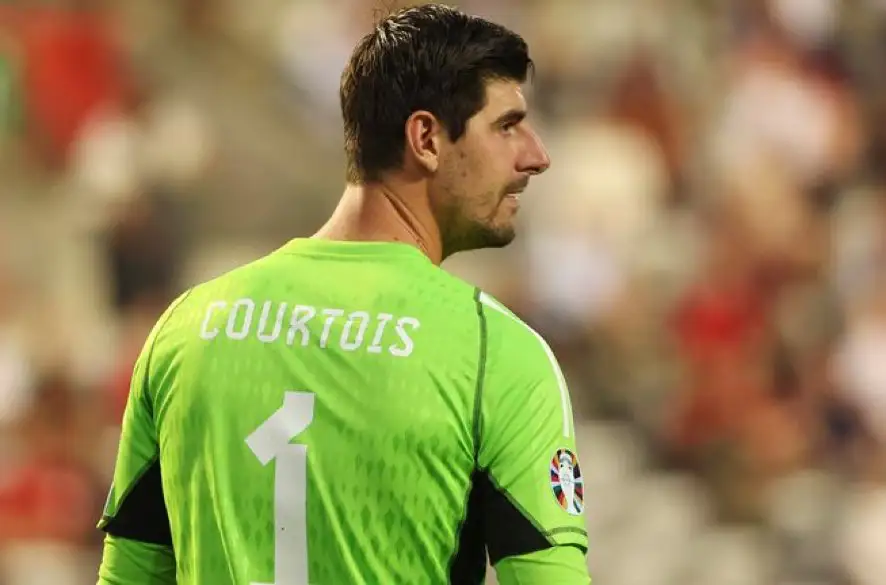 Belgický futbalista Thibaut Courtois absolvoval úspešnú operáciu kolena