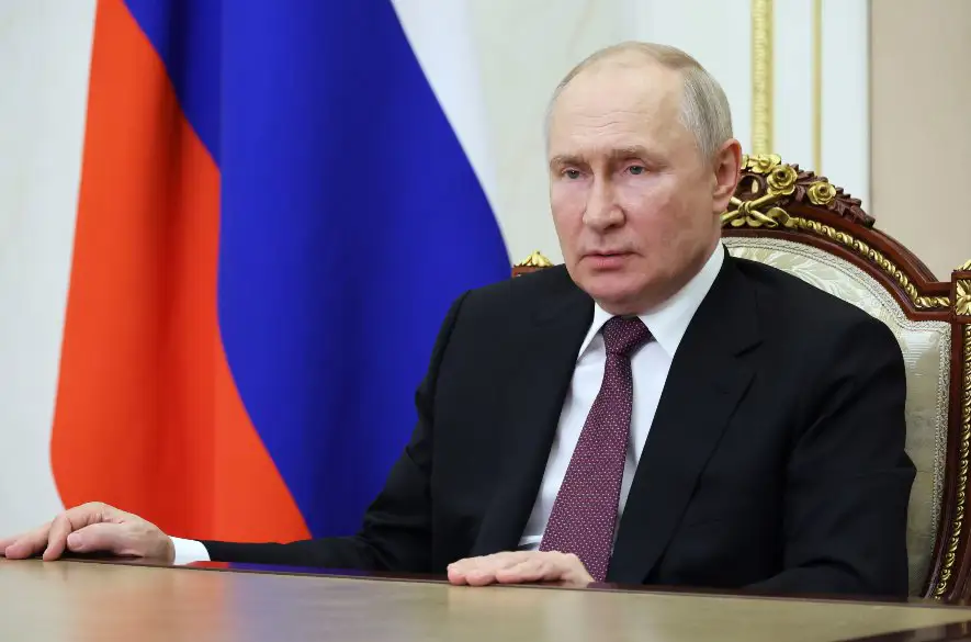 Rusko sa snaží ukončiť vojnu na Ukrajine, ktorú podľa prezidenta Putina rozpútal Západ