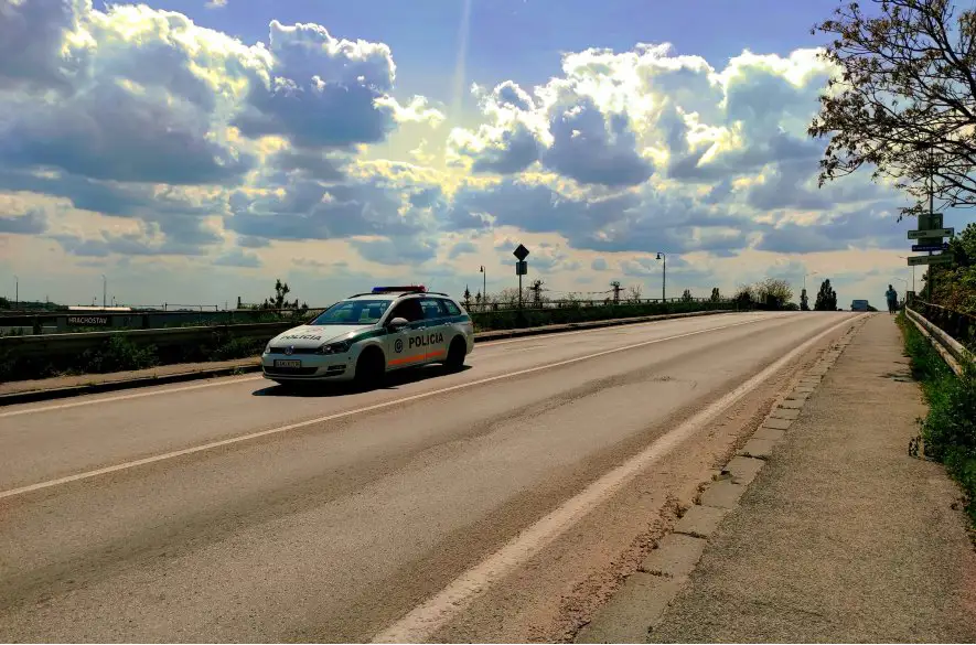 Most v Seredi otvoria pre chodcov, cyklistov a železničnú dopravu