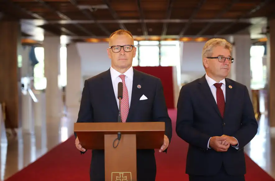 Hnutie SME RODINA vyzýva rezort pôdohospodárstva a Vládu SR, aby sa postavili za našich poľnohospodárov a podporili zákaz dovozu ukrajinského obilia