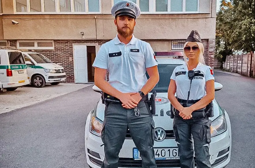 Hrdinský akt: Policajti v Nitre zachránili život v kritickom momente