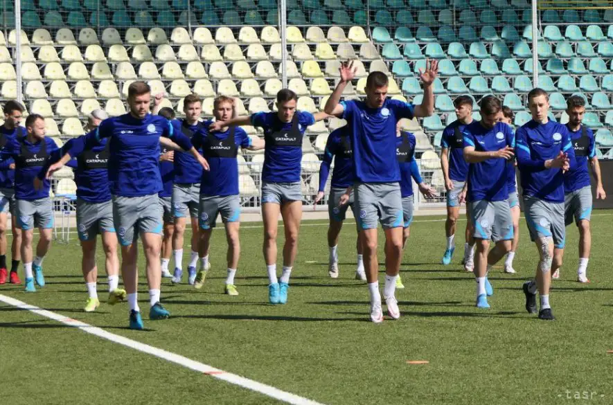 Slovenských reprezentantov vo futbale do 21 rokov čaká zápas s Dánskom, Auxt: "Chceme byť aktívni"