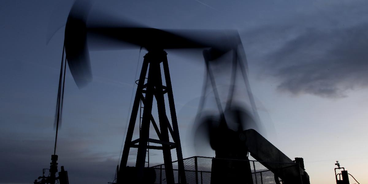Ceny ropy vzrástli, investori reagujú na zvýšenie jej zásob v USA