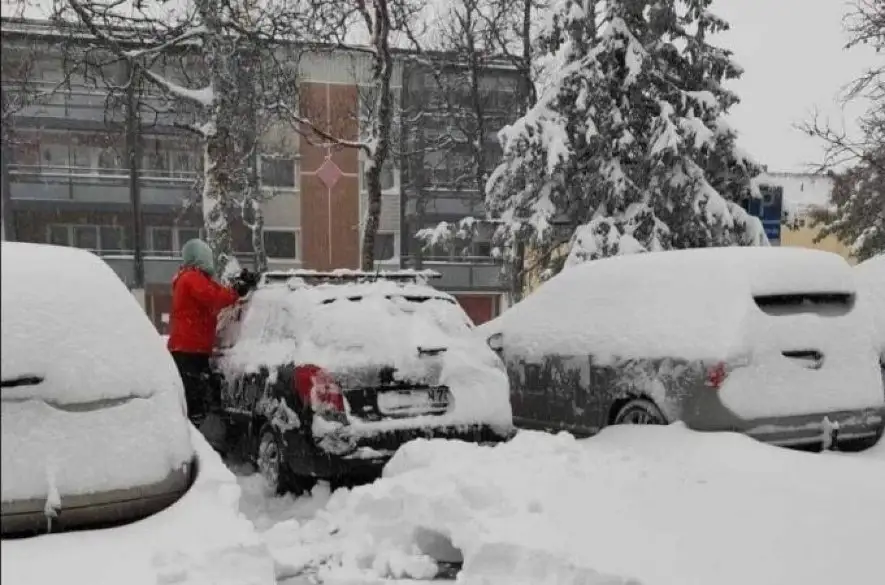 Švédi už majú zimu. V krajine napadlo rekordných 40 centimetrov snehu