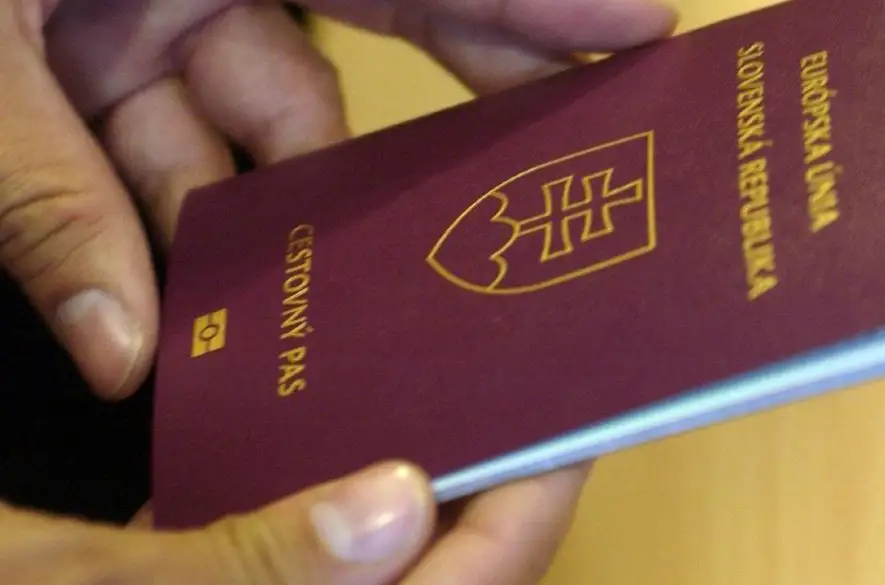 Rezort vnútra: O cestovný pas vlani požiadalo najviac ľudí za 10 rokov