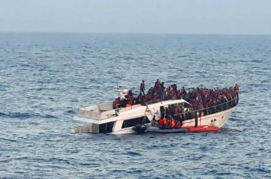 Pri pobreží Libanonu zachránili 27 migrantov z potápajúcej sa lode