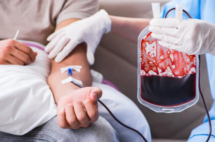 Zásoby krvi sú alarmujúce: Potrebné sú všetky skupiny s negatívnym Rh