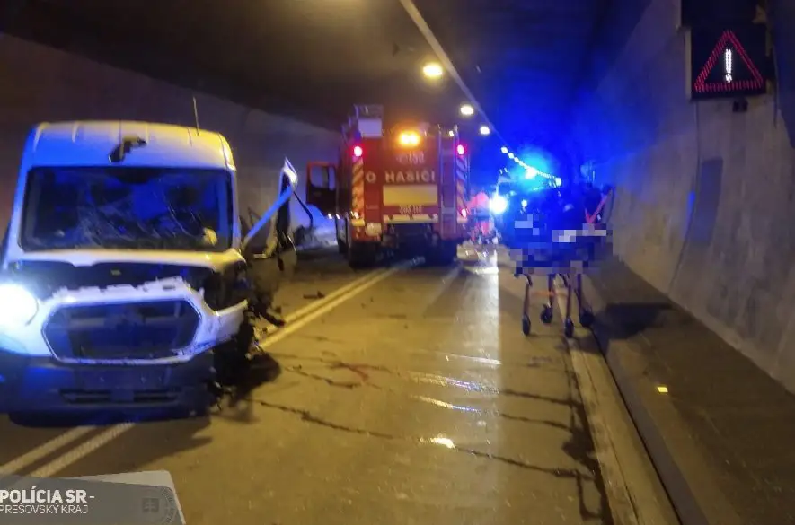 Vážna  dopravná  nehoda  v  tuneli  Branisko