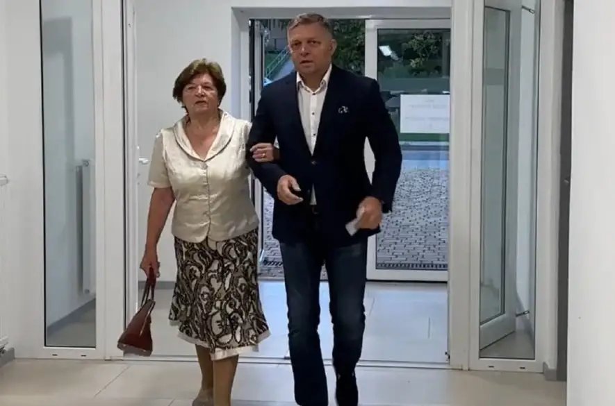 Predseda SMER-SSD Robert Fico odvolil spoločne s mamou Emíliou: TAKÉTO Slovensko si želá