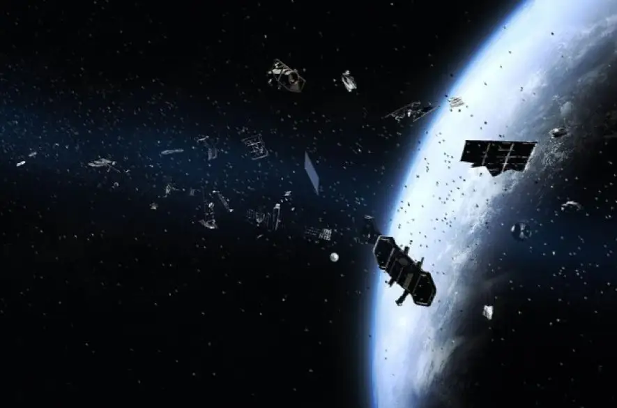 USA udelili prvú pokutu za nedostatočné odstránenie satelitu z orbity
