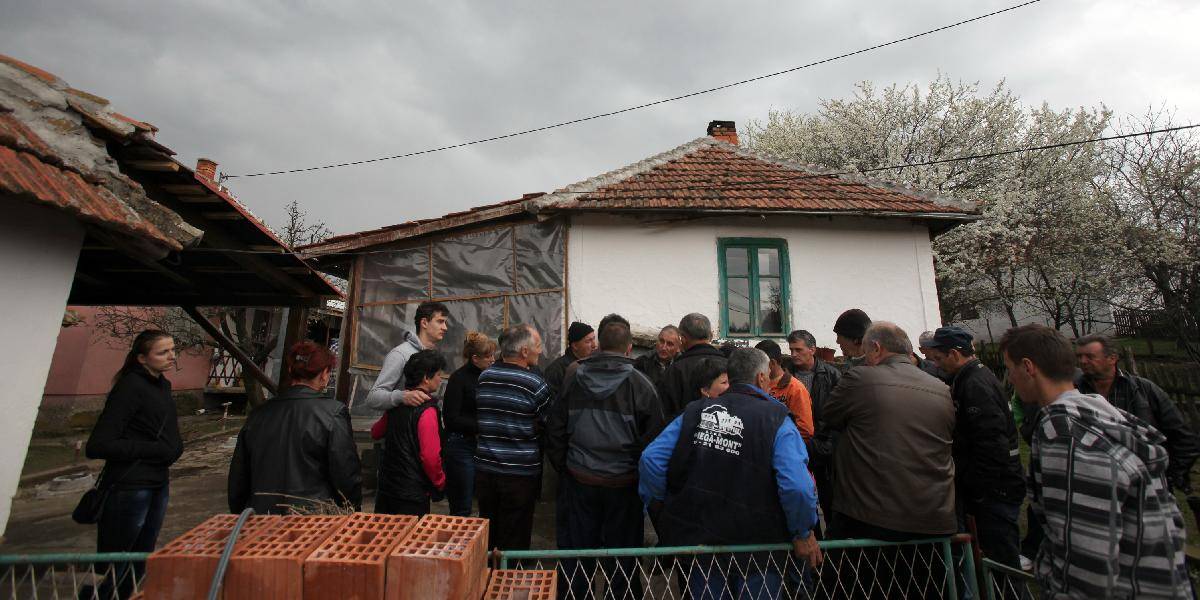 Srbsko vyhlásilo štátny smútok: Šialený útočník zastrelil 13 ľudí vrátane svojej matky a syna