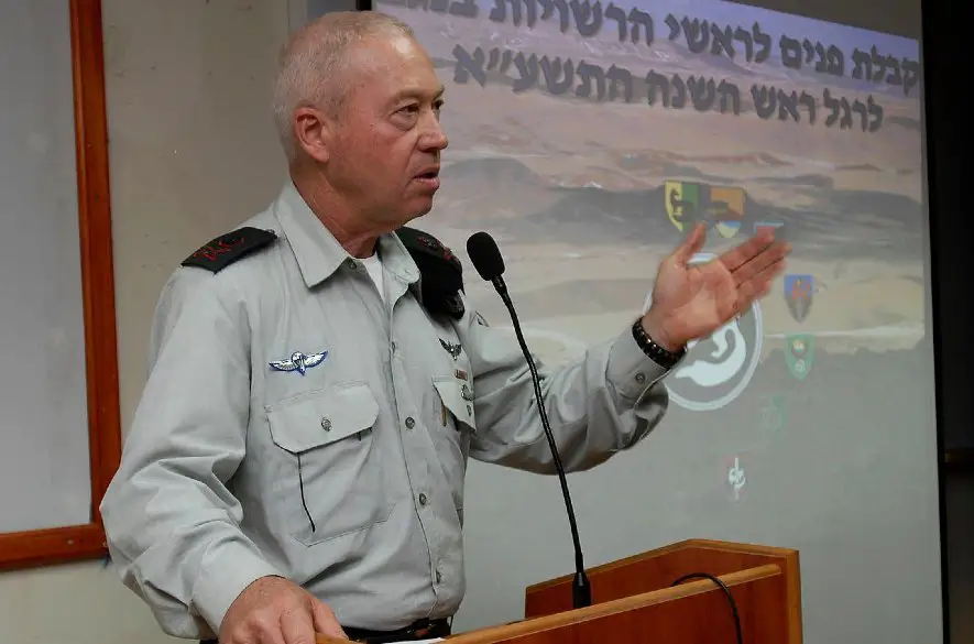 Izraelský minister obrany sľubuje úplné zničenie Hamasu