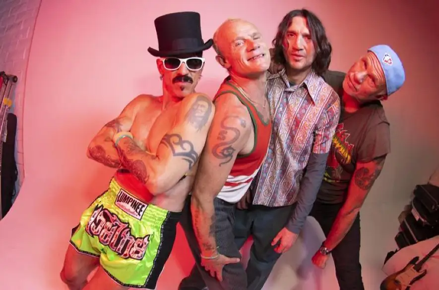 Problémy so zákonmi a srdcia zo zlata: Prinášame vám zopár zaujímavostí o skupine Red Hot Chilli Peppers