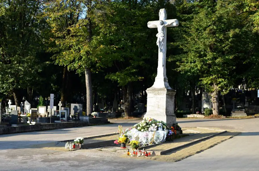 Pietne miesta v Košiciach budú cez Dušičky otvorené dlhšie