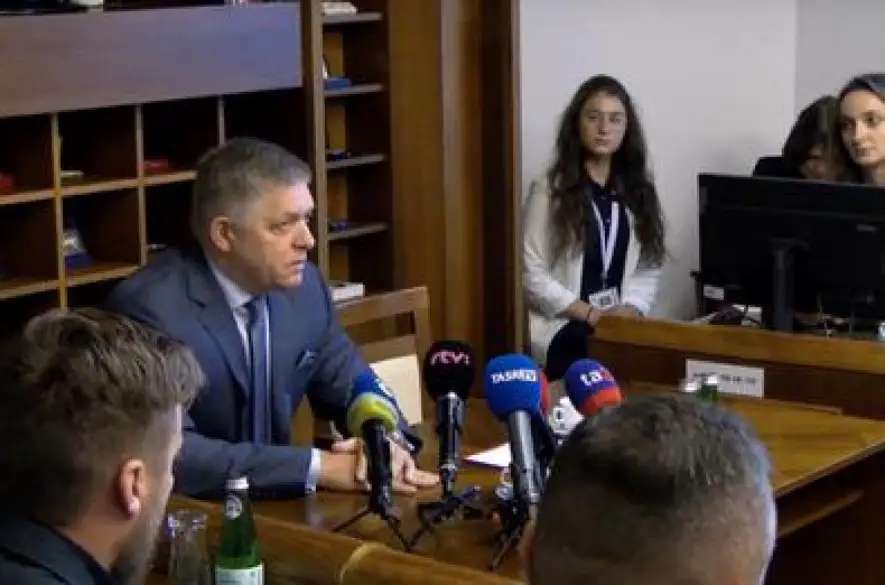 Ako predseda vlády budem podporovať nulovú vojenskú pomoc Ukrajine, povedal Fico