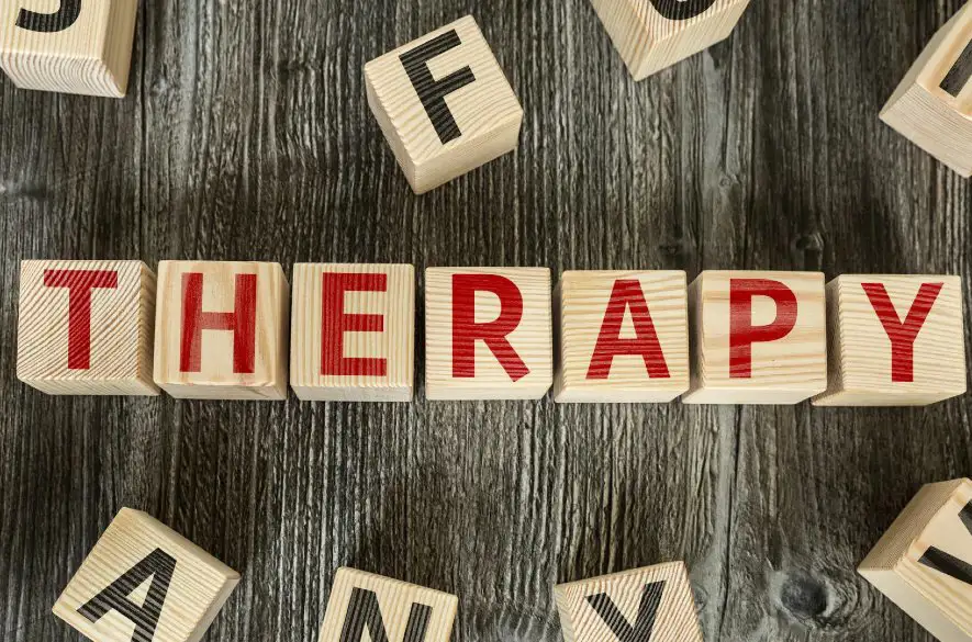 Terapia ako cesta k lepším vzťahom a spokojnejšiemu životu: Prečo ju vyhľadať a ako vám vie pomôcť?