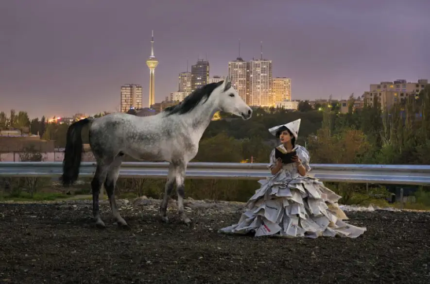 Mesiac fotografie ponúka 25 výstav, headlinerom je spevák B. Adams