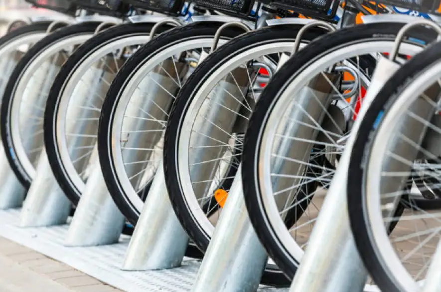 Mesto Senec hľadá prevádzkovateľa systému zdieľaných bicyklov