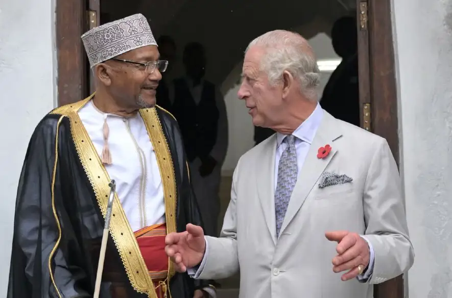 Britský kráľ Karol III. sa v Keni stretol s predstaviteľmi iných náboženstiev