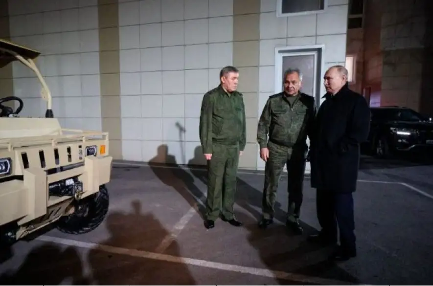 Ruský prezident Putin navštívil veliteľstvo zodpovedné za vedenie vojny na Ukrajine