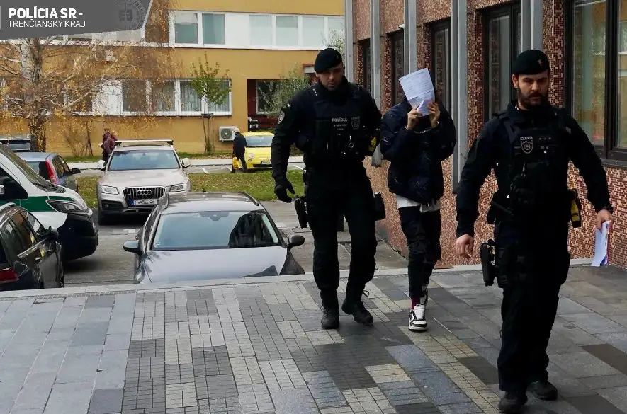 Trenčianski policajti v rekordne krátkom čase chytili mladíkov, ktorí chceli zbohatnúť falošnými eurovkami