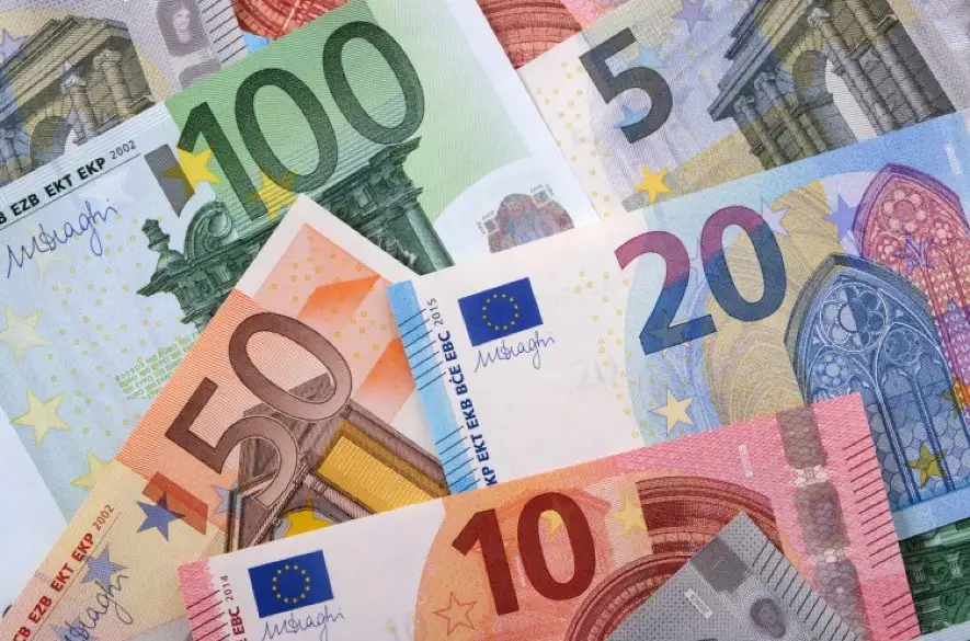 Na nových eurobankovkách sa môžu objaviť kultúrne motívy alebo európske rieky či vtáky