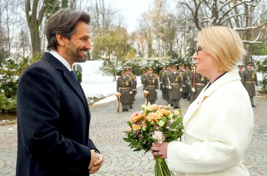 Podpredseda vlády a minister obrany R. Kaliňák sa stretol s českou rezortnou kolegyňou J. Černochovou