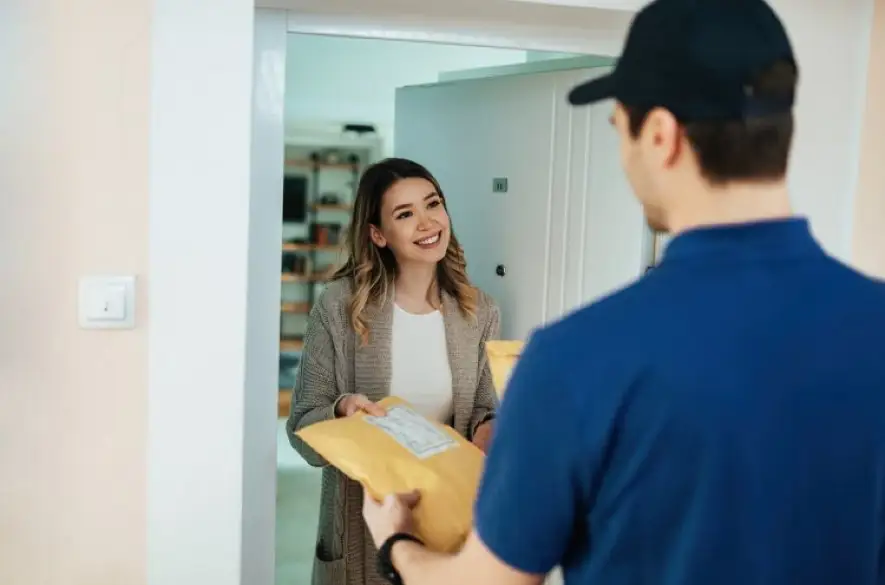 Do kedy pošta garantuje doručenie zásielok a o koľko zdražie poštovné od nového roka?