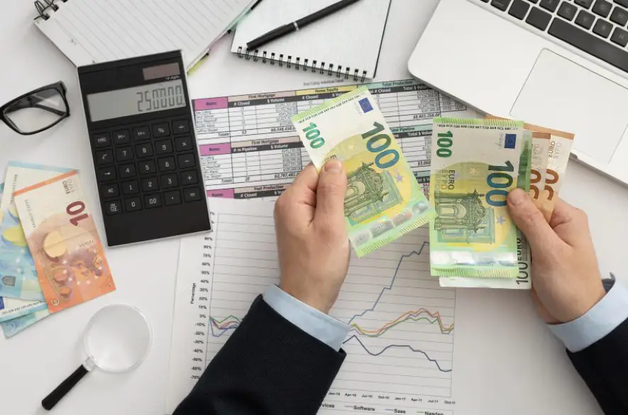 Nové vymeriavacie základy pre platenie poistného od 1. januára 2024 sú známe, prvýkrát ich treba uhradiť do 8. februára 2024