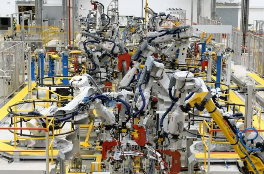 Europoslanci chcú eurofondami pomôcť automobilovým regiónom