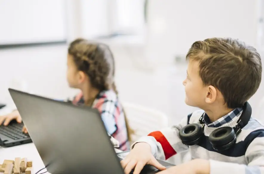 Ministerstvo školstva SR spúšťa historicky najväčšiu investíciu do digitalizácie školstva