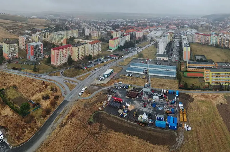 Mesto Kežmarok začne vykurovať nový geotermálny vrt