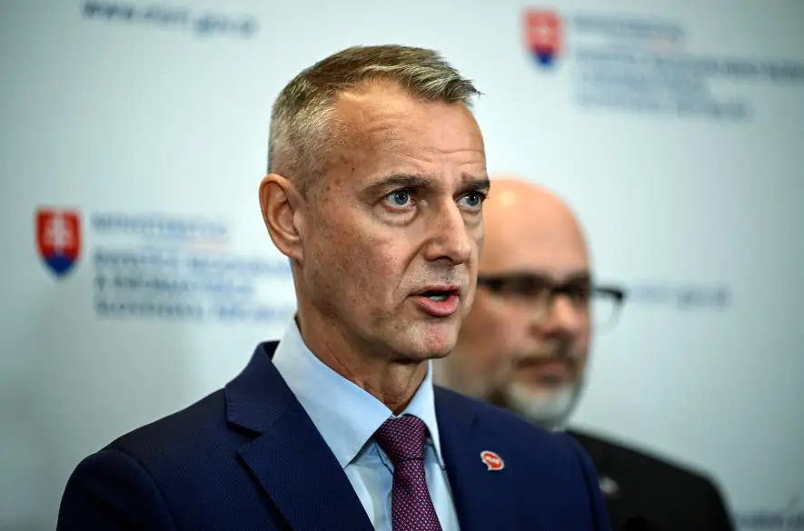 Minister Raši: Slovensko IT bola čierna diera – mala prinášať moderné riešenia pre ľudí, zhltla však milióny eur bez reálneho výsledku